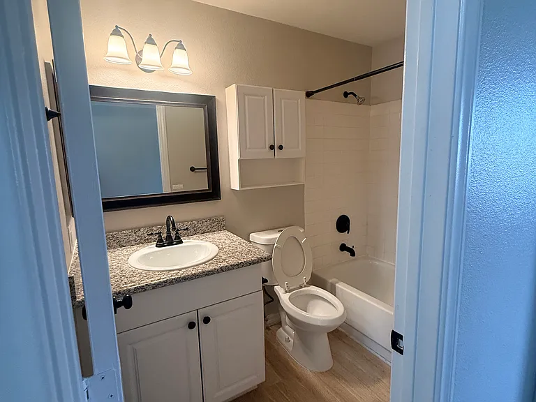 full bathroom, upstairs.