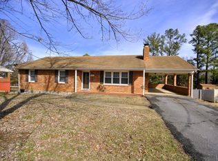 215 Deerwood Dr, Lynchburg, VA 24502