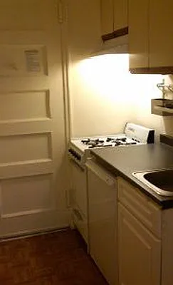 Rented by Cooper & Cooper Real Estate | media 16