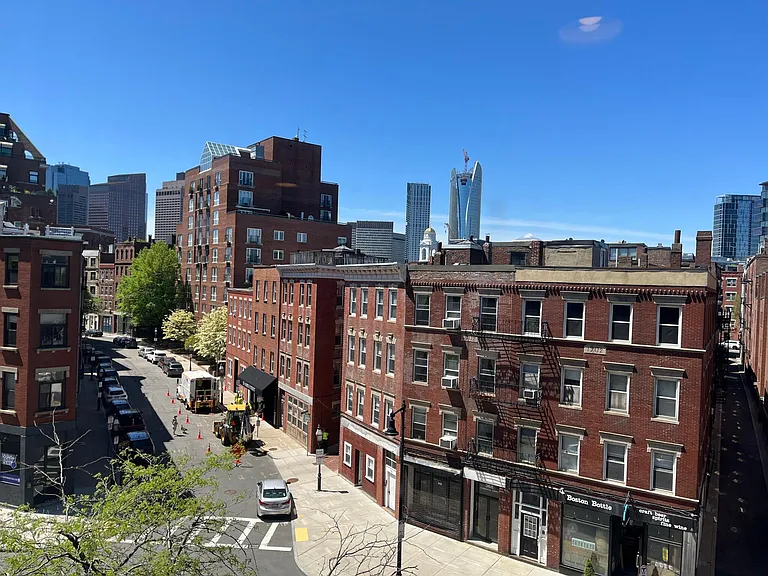 357 Commercial St #402 — Photo 14