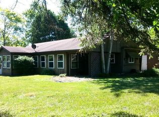 68485 Lake St, Edwardsburg, MI 49112