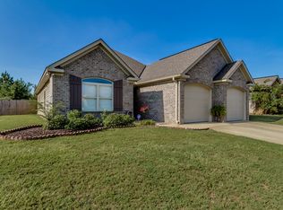 443 Grazing Field Dr, Tuscaloosa, AL 35405