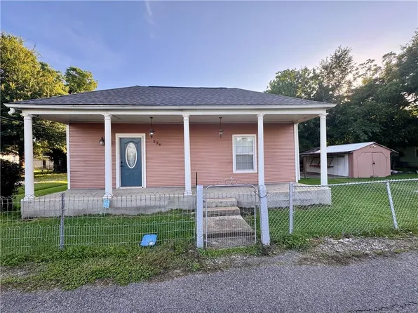 236 S Sycamore St, Gramercy, LA 70052