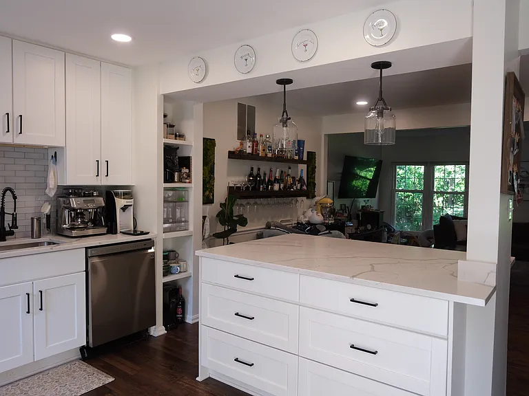 5008 Domain Pl — Photo 1