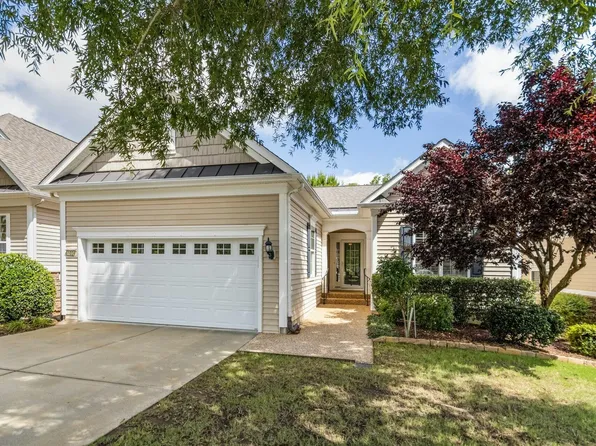 1034 Ventnor Pl, Cary, NC 27519