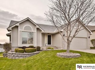8328 Potter St, Omaha, NE 68122
