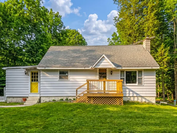 221 Dunham Hollow Road, East Nassau, NY 12062
