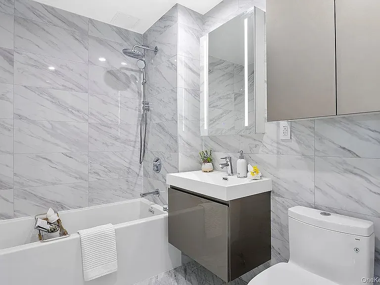 4415 College Point Blvd #4G — Photo 7