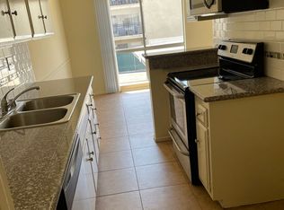1306 N Columbus Ave #116, Glendale, CA 91202