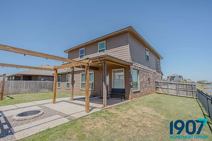 2501 Caden Ct — Photo 43
