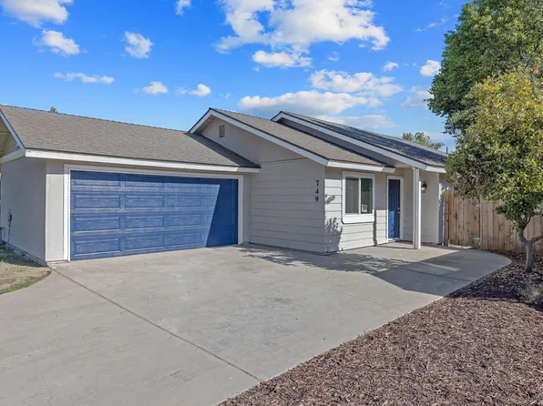 749 W Robin Drive, Visalia, CA 93291