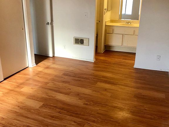 4th image of 2670 E Park Ln APT F