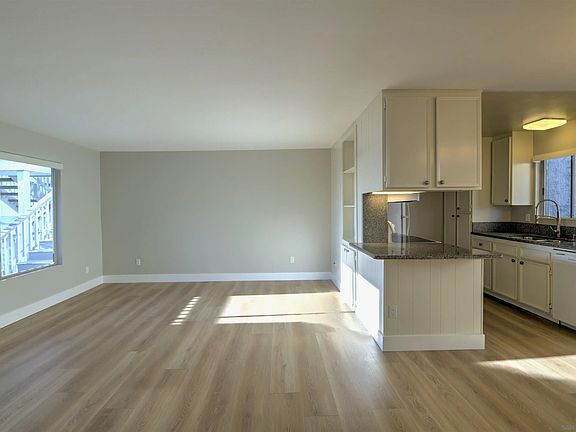 5th image of 5949 Mildred St APT 4