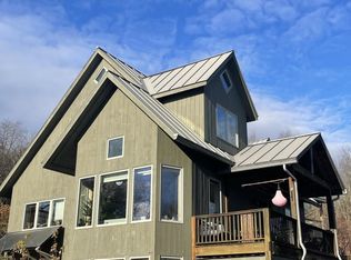 24 Linden Rd, Hartland, VT 05048