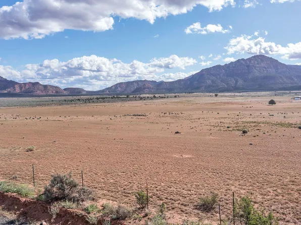 541 S Coyote Rd, Hurricane, UT 84737