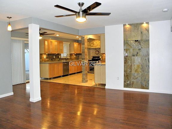 3rd image of 1306 Barnard Dr