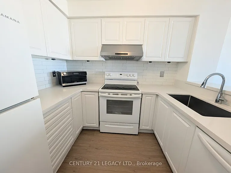 2269 Lake Shore Blvd W #1207 — Photo 9