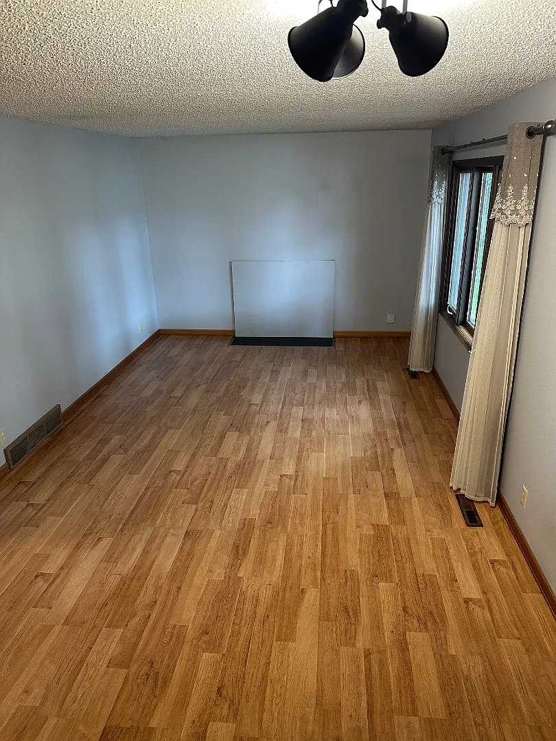 2307 Prairie View East - 2309 — Photo 2