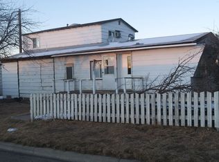 102 4th Ave NE, Cut Bank, MT 59427