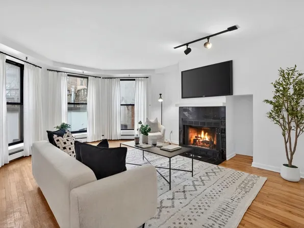 723 Washington Street image 1 of 25