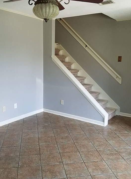 1st image of 301 W Sallier St Unit B-w