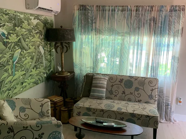 (undisclosed Address), Hollywood, FL 33019