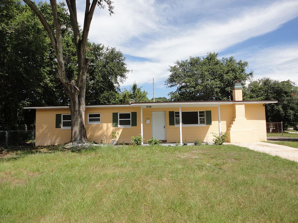 1st image of 5719 Tarpon Ct