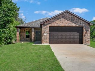 300 Pine St, Forney, TX 75126