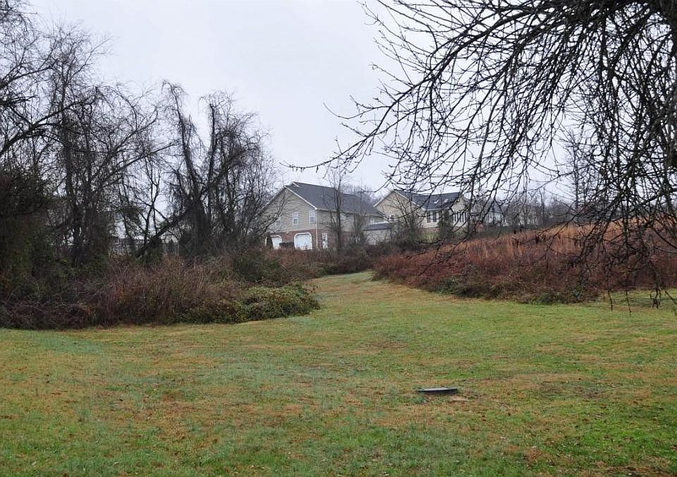 2nd image of 309/313 Katie Ct
