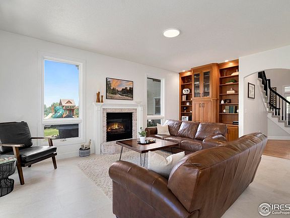 5th image of 809 Roadrunner Ct