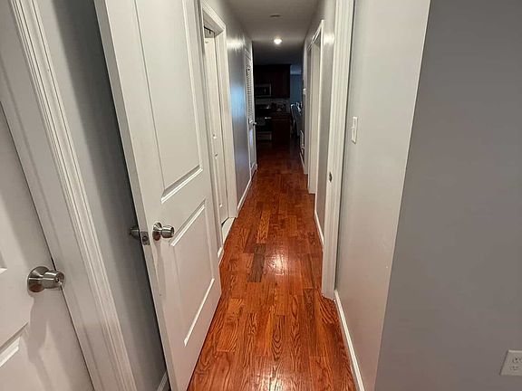 2nd image of 154 2nd Ave Floor 2