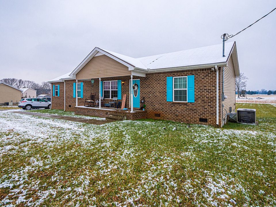 1st image of 156 Davis Ln