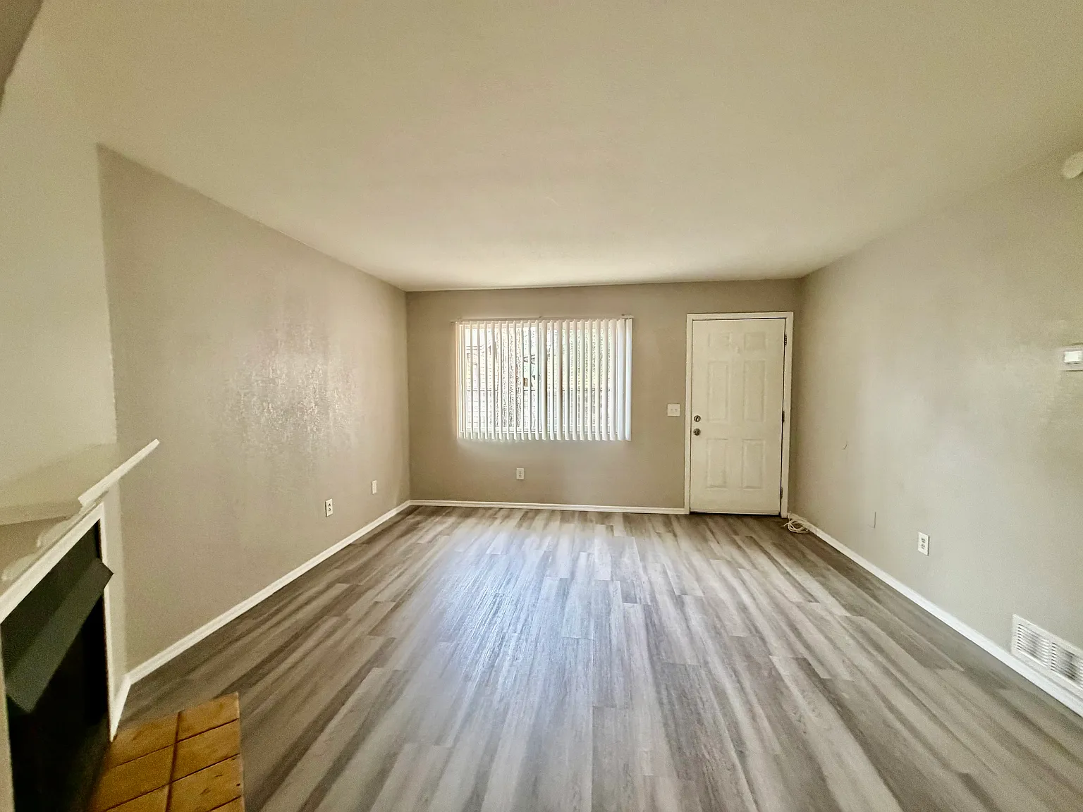 2 bed, 880 sqft, $1,195 — Photo 3
