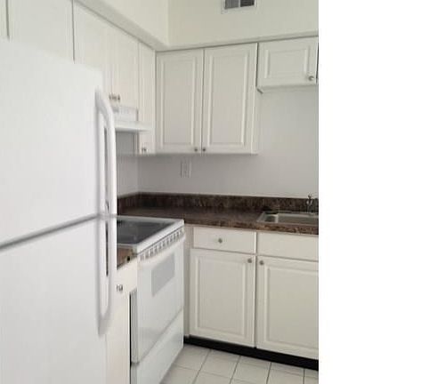 5th image of 133 Candlewood Dr