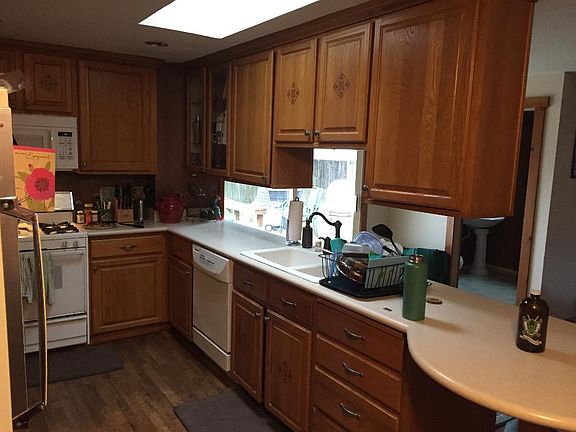 5th image of 12415 94th Ave NE