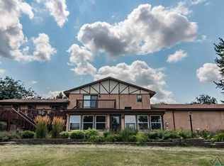 6700 E 26th St, Sioux Falls, SD 57110