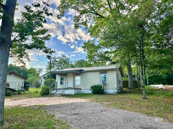 504 Alco Dr, Brewton, AL 36426