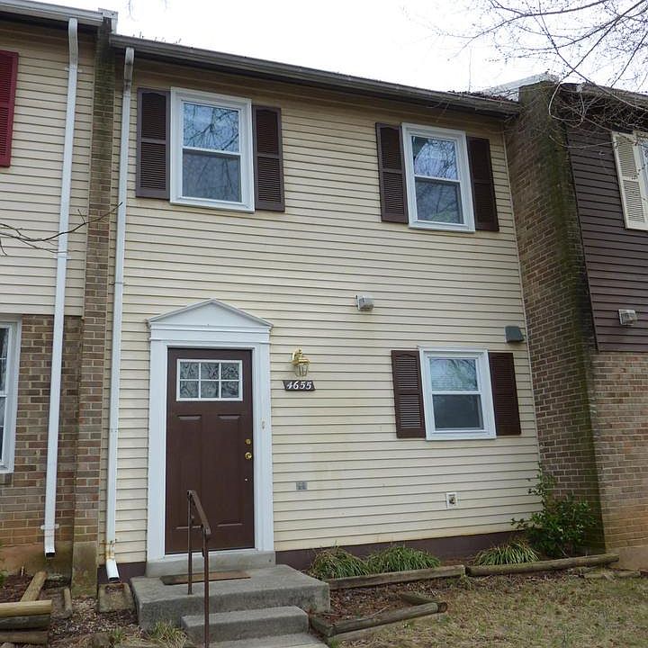 1st image of 4655 Charlton Ct