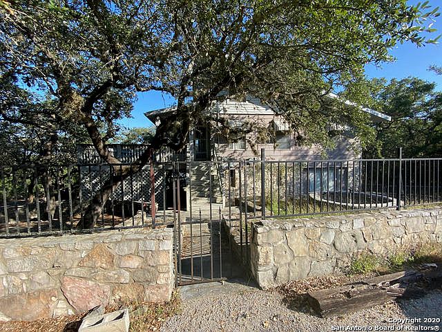 1st image of 1461 Trailridge Dr