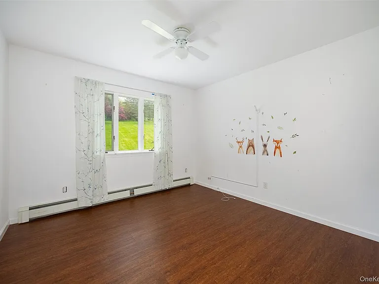 921 W Dover Rd — Photo 18