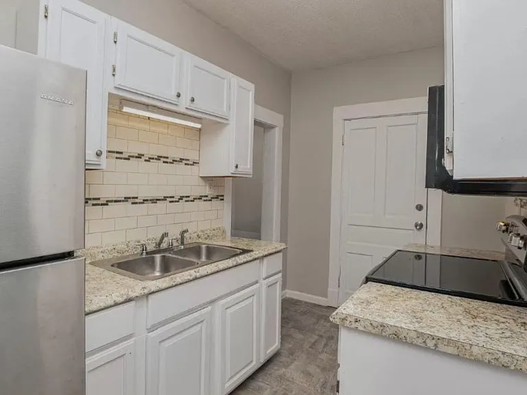 1811 Scott Blvd #1 — Photo 10