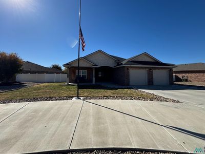 1220 Oakwood Cir, Portales, NM, 88130