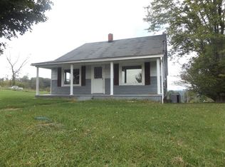 60 Coon Ridge Rd, Hillsville, VA 24343
