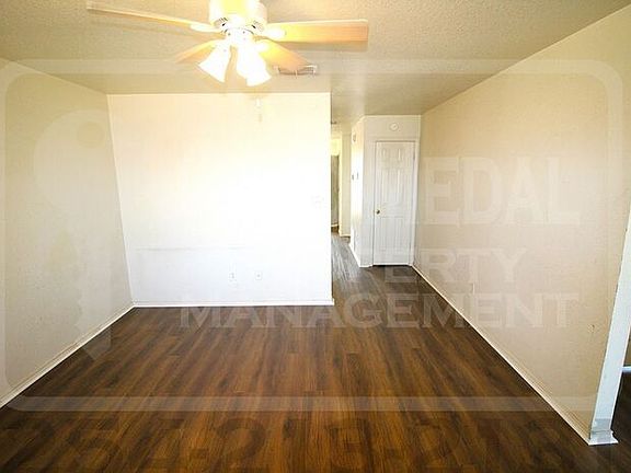 3rd image of 3410 Cantabrian Dr APT D