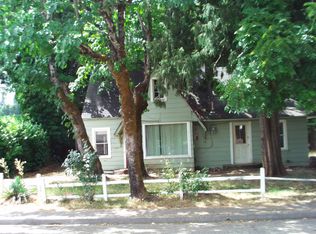 544 9th Ave, Sweet Home, OR 97386
