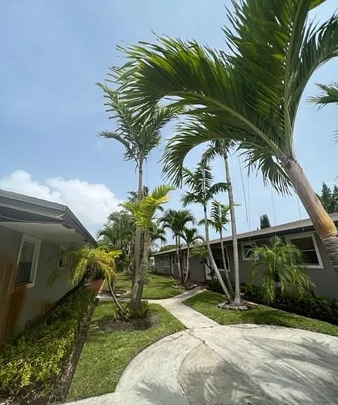 128 NW 2nd Ave #128A — Photo 37