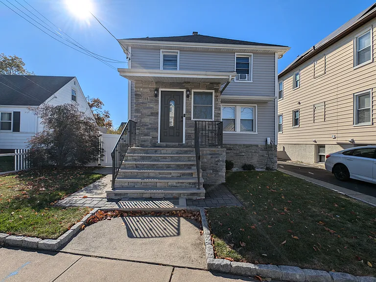 148 Paterson Ave #1 — Photo 2