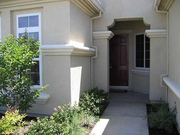2nd image of 731 Elk Hills Dr