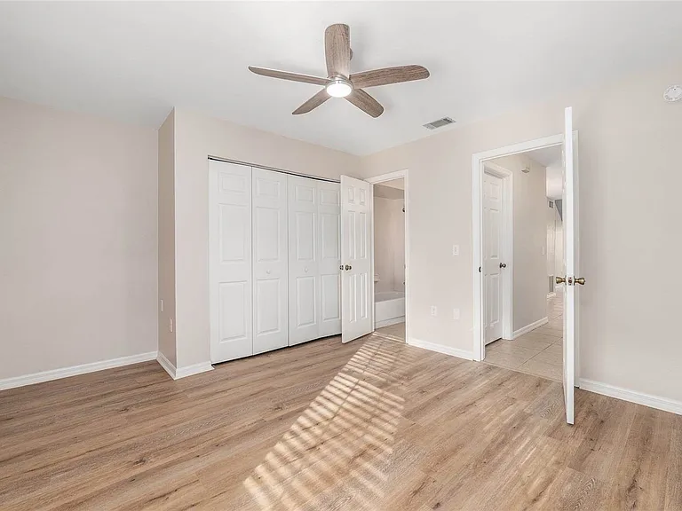 9755 SW 52nd Rd — Photo 35