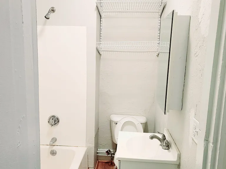 36 Cross St — Photo 7
